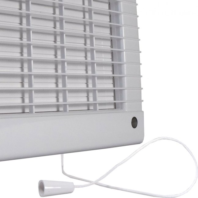 Ventilátor do koupelny LVL 12 125 s tahovým spínačem a s motorem na 12V